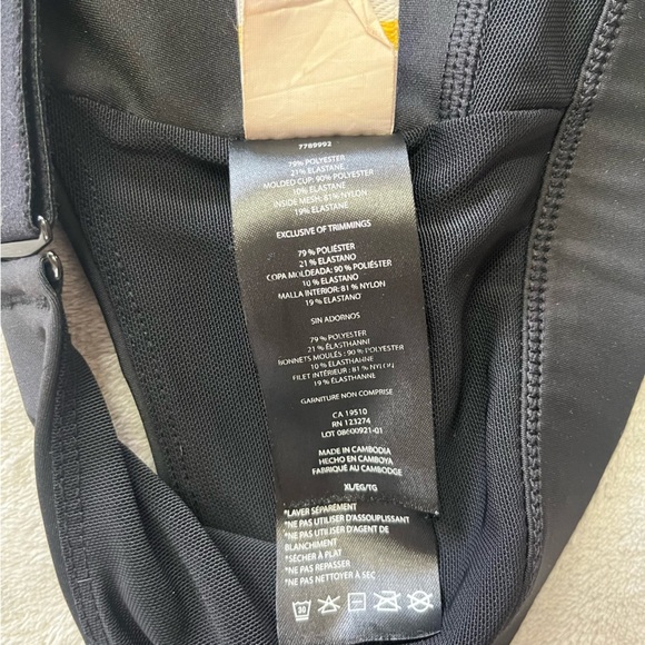 Lolë Black Sports Bra Convertible High Impact Hook Back Workout Active Top - Picture 8 of 13